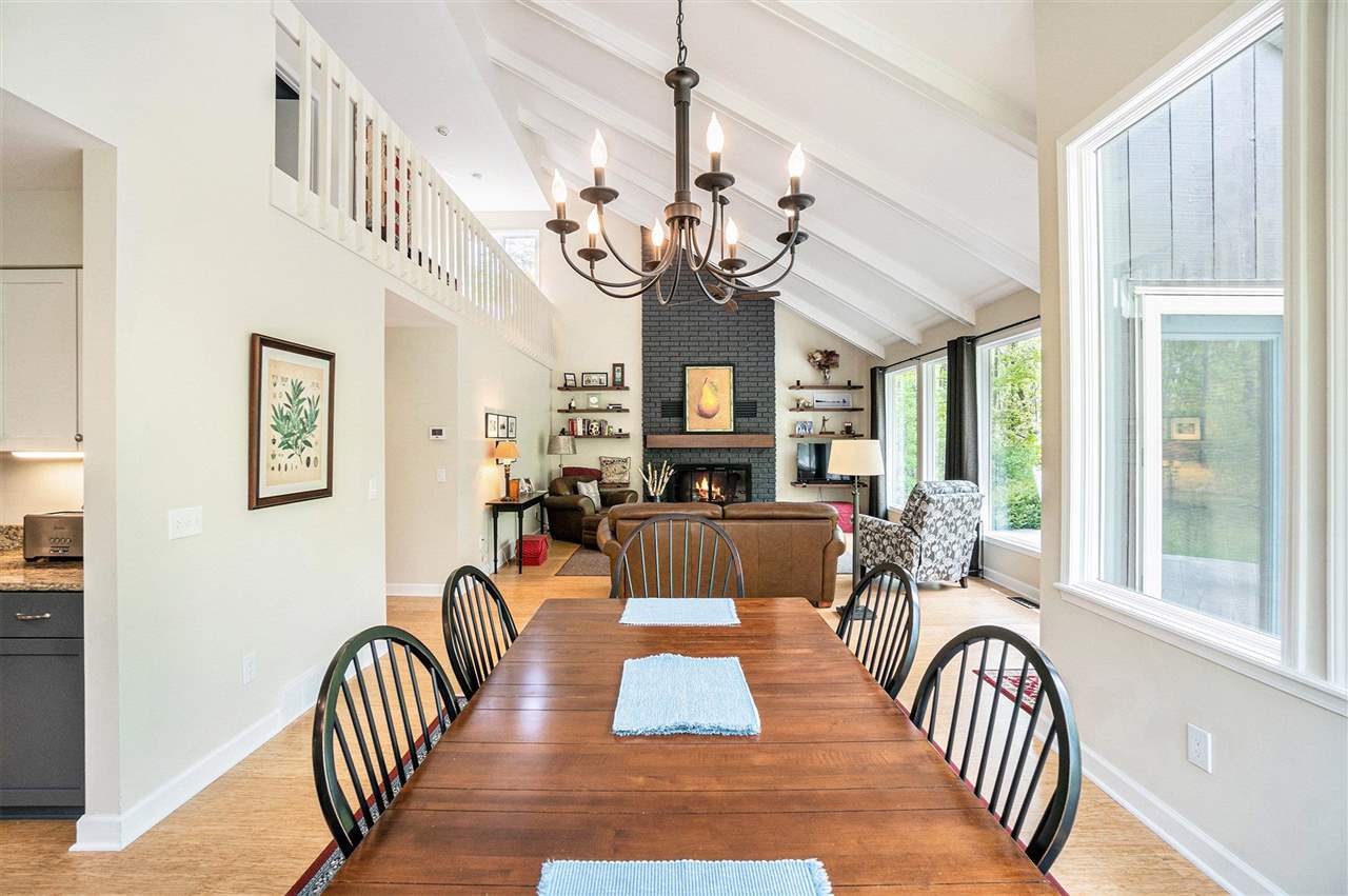 2430 Greenbriar