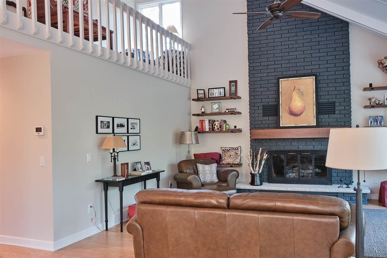 2430 Greenbriar