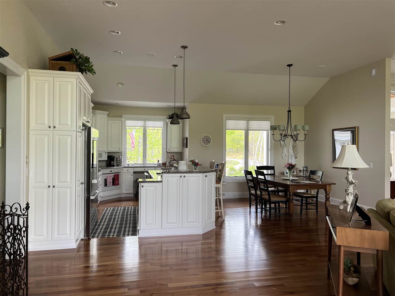 2112 Golfview