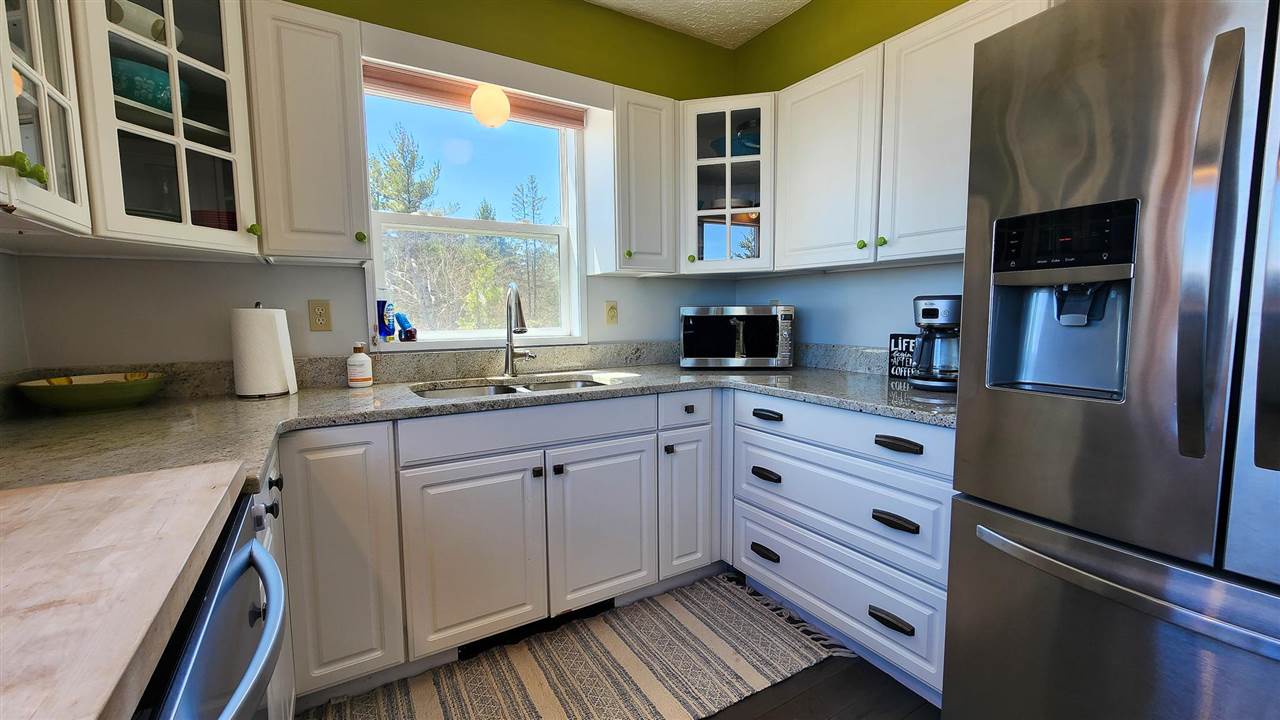 15718 N Blueberry Lane