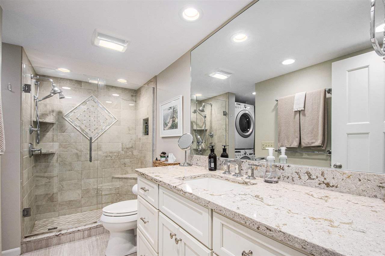 3400 Lakeside South #19 19