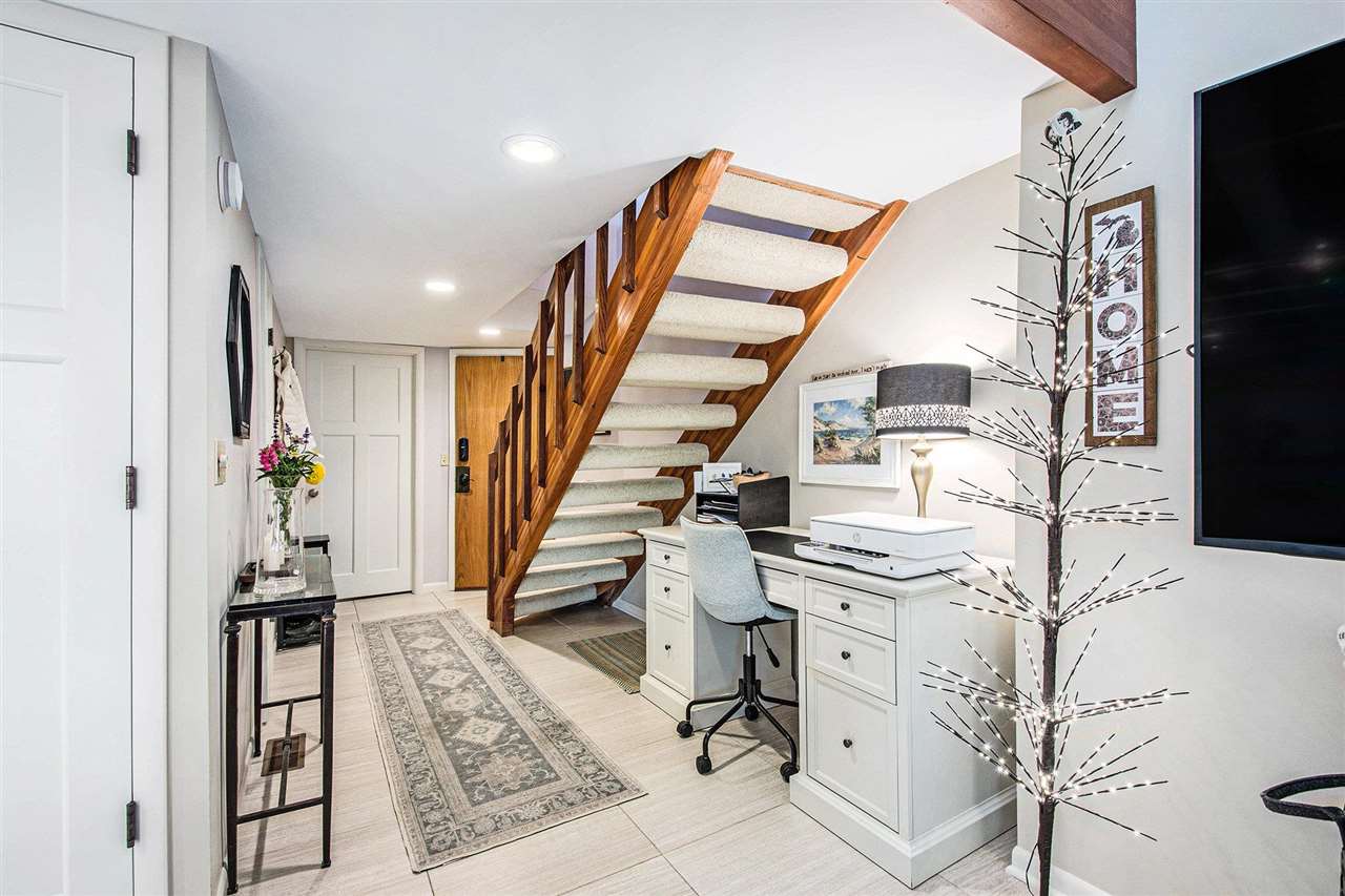 3400 Lakeside South #19 19