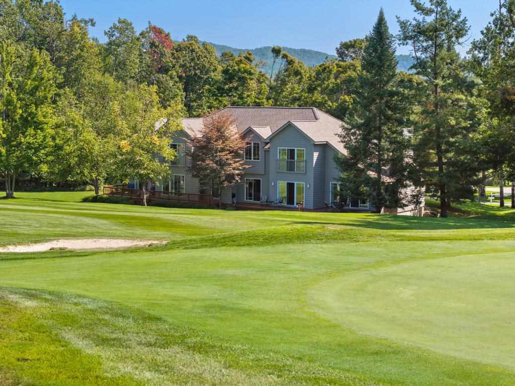 5286 Greystone Court 20