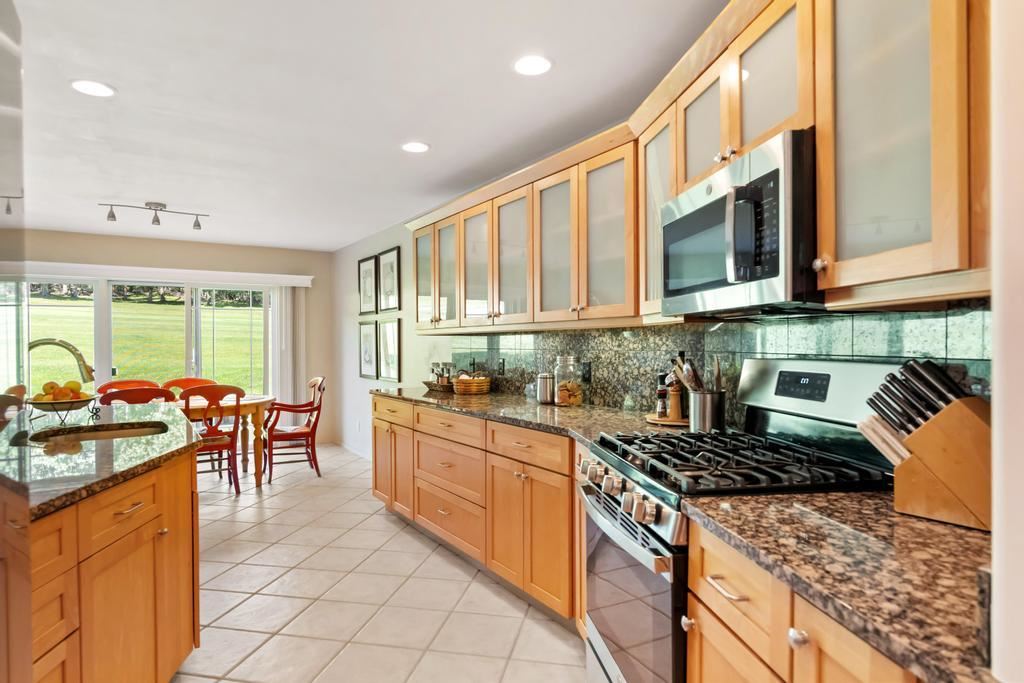 5286 Greystone Court 20