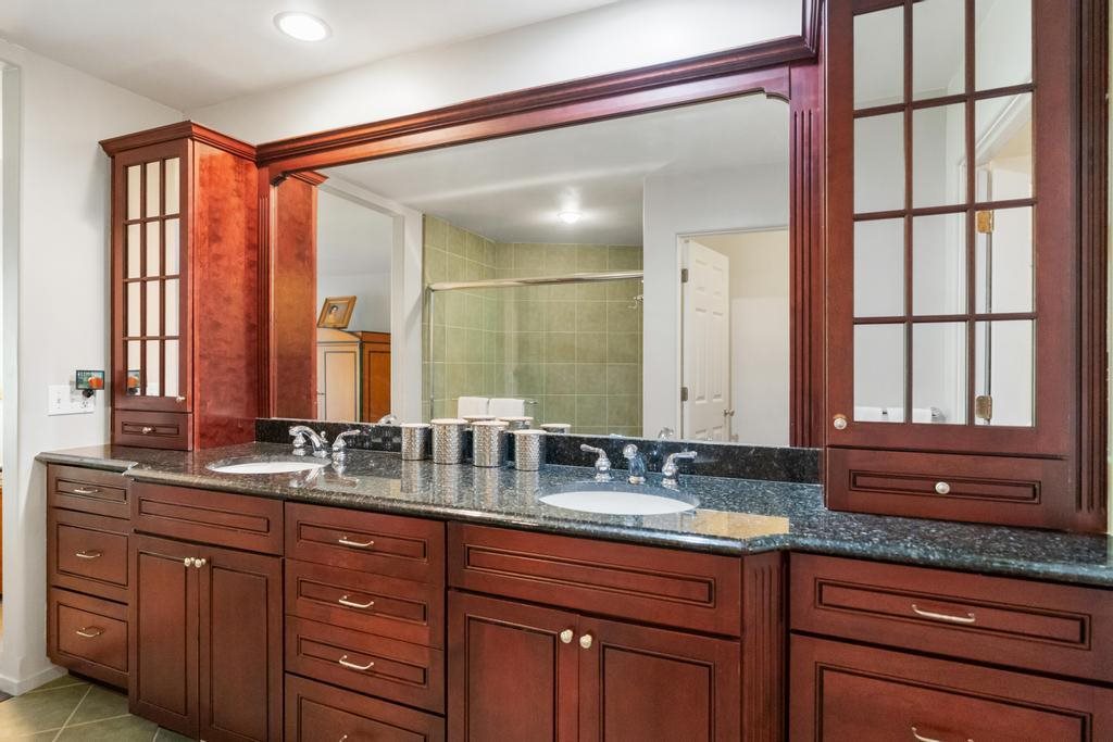 5286 Greystone Court 20