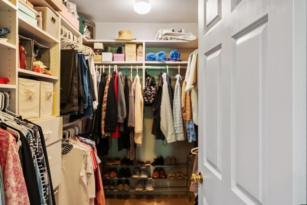 5286 Greystone Court 20