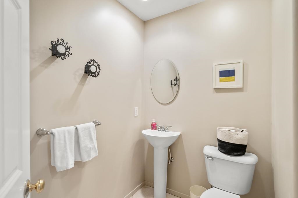 5286 Greystone Court 20