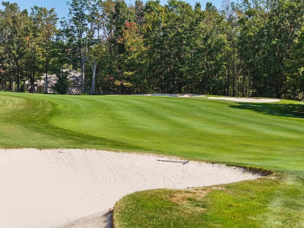 5286 Greystone Court 20