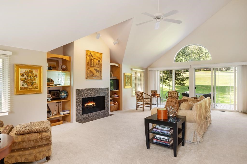 5286 Greystone Court 20