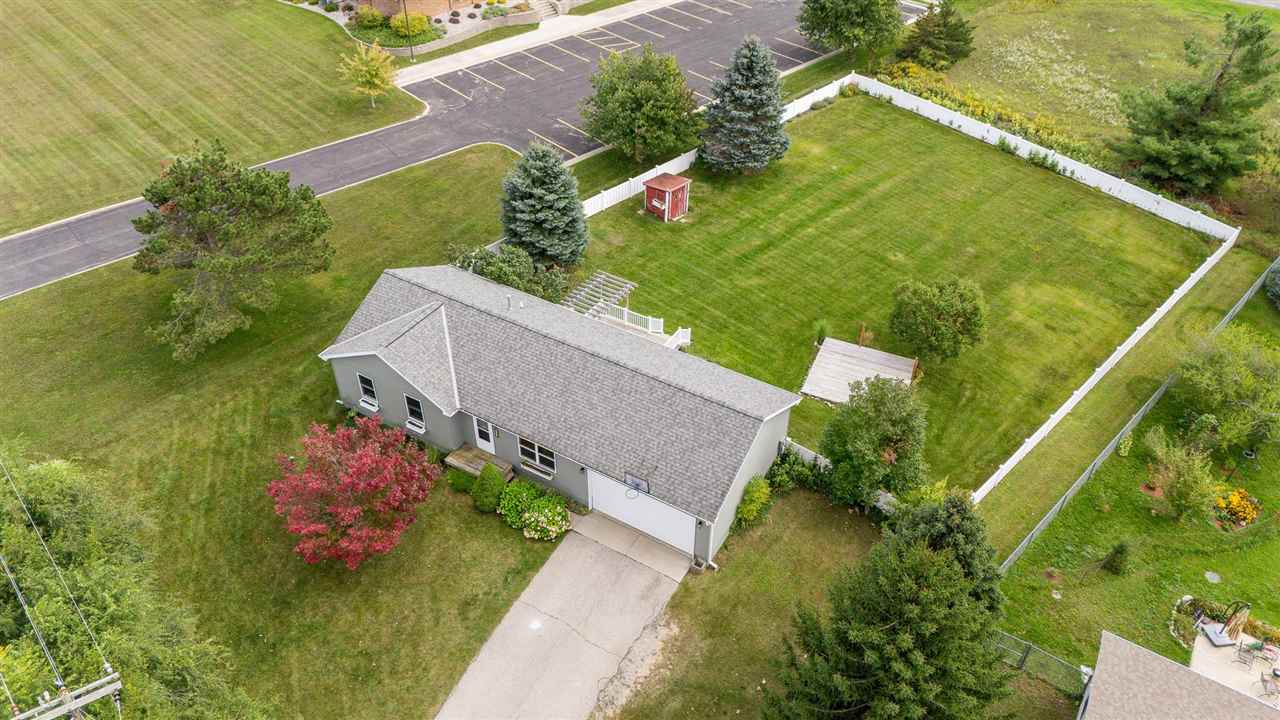 3652 Country Club Road