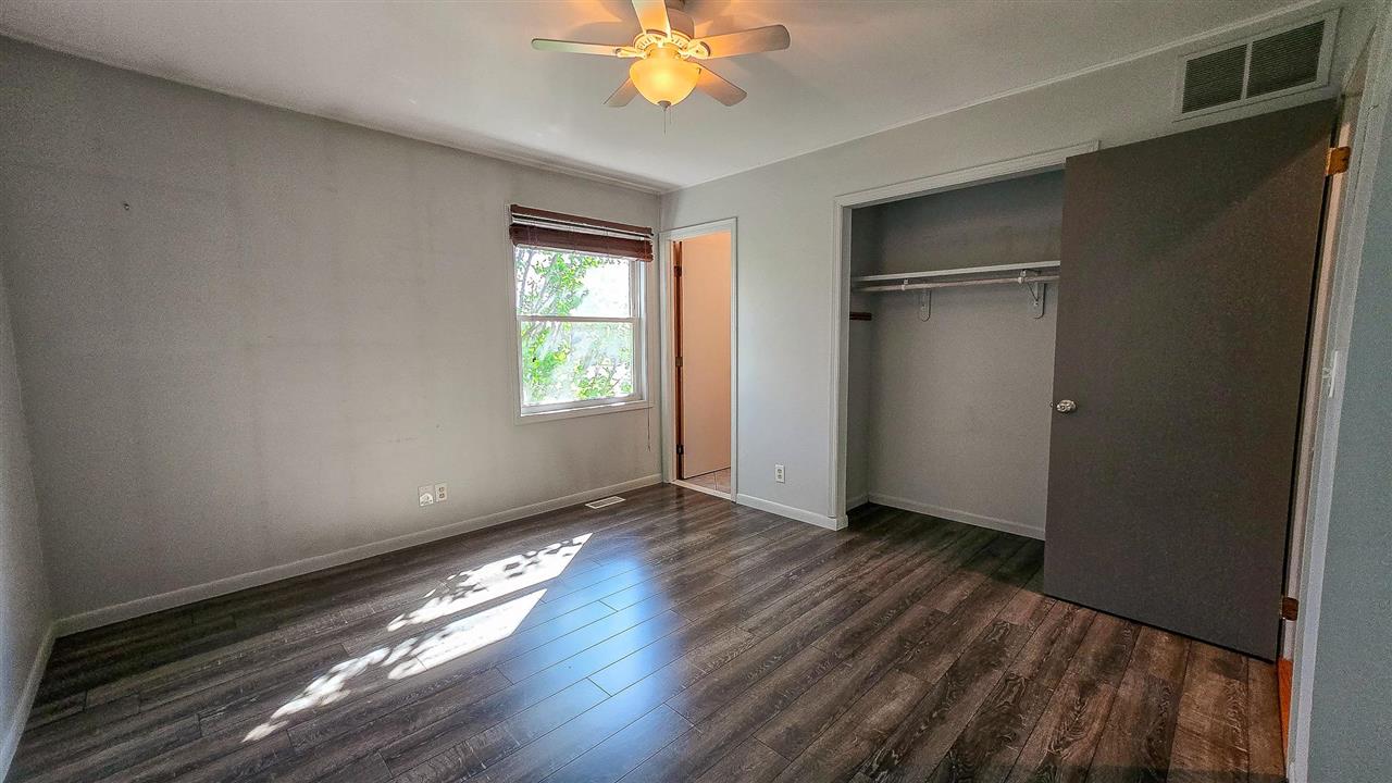 3652 Country Club Road