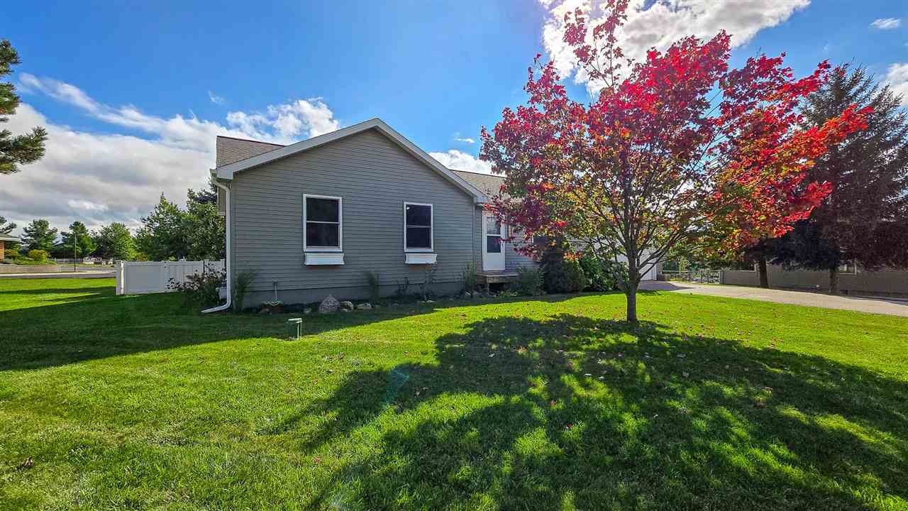 3652 Country Club Road