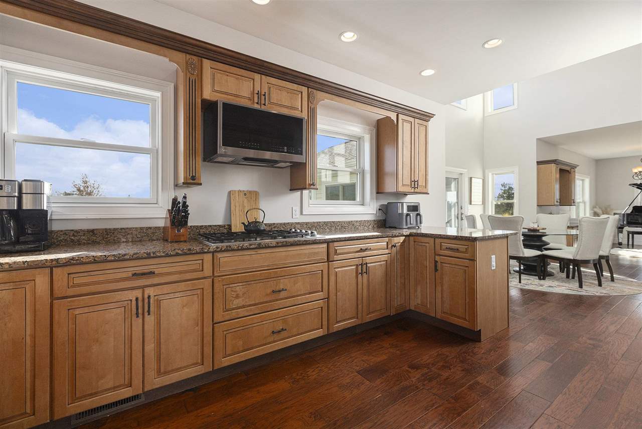 7645 Bay Meadow Drive