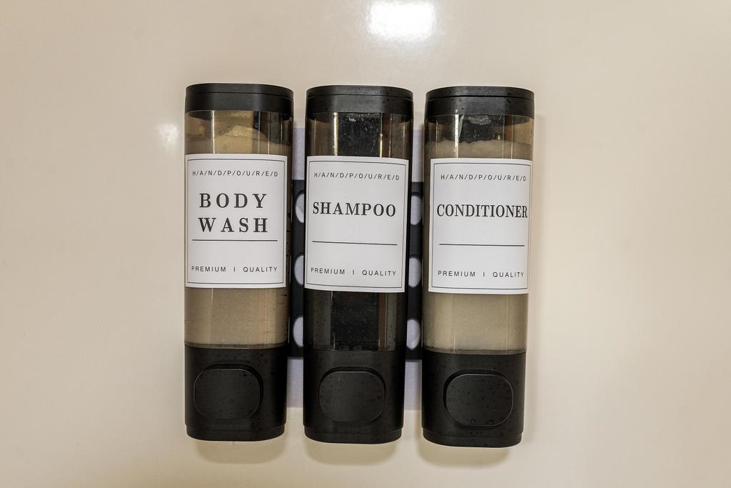 3440 N Lakeside Drive 68