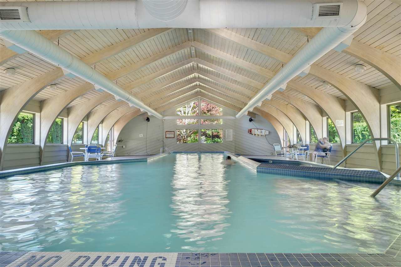 3440 N Lakeside Drive 68