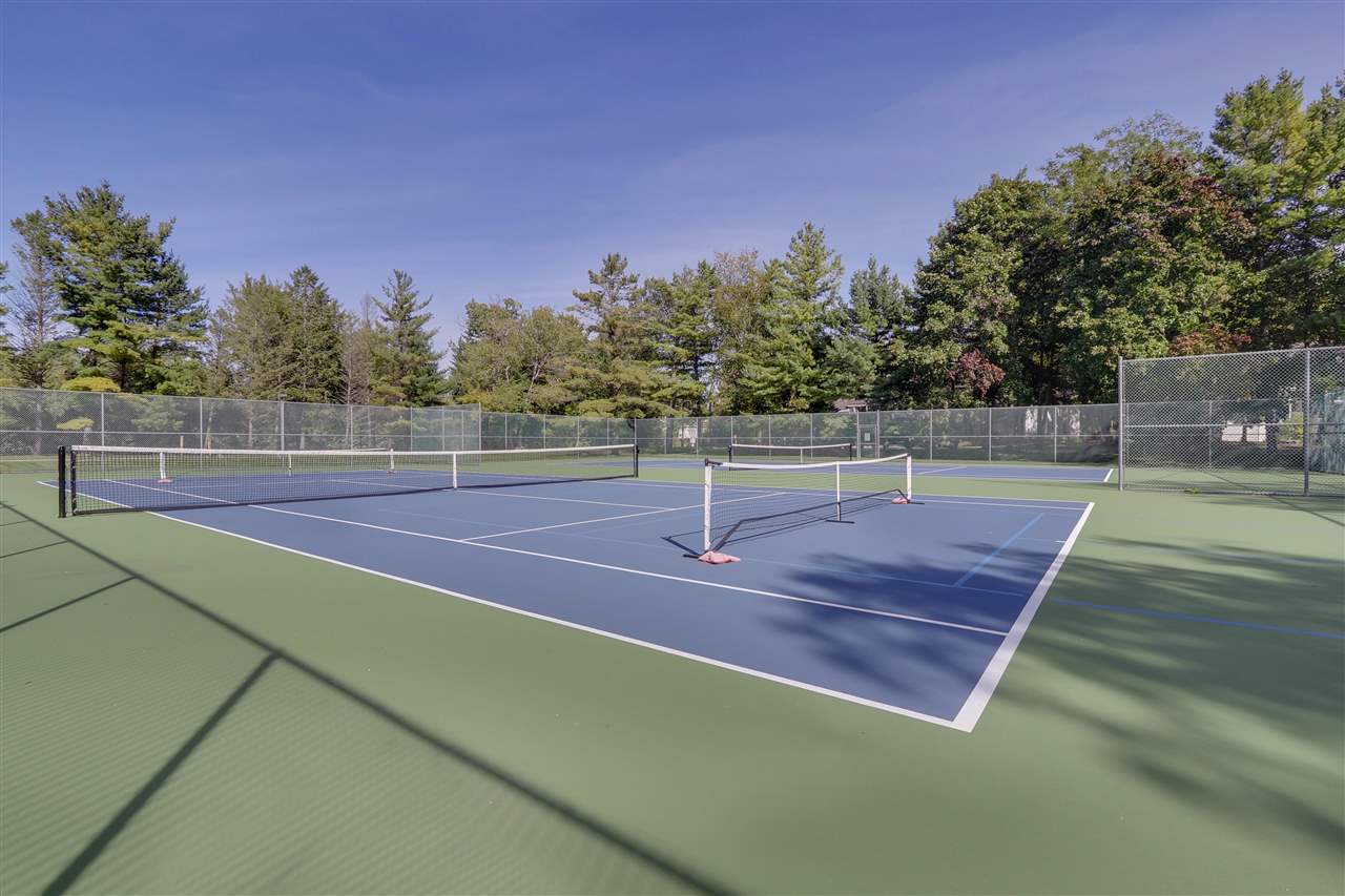 3440 N Lakeside Drive 68