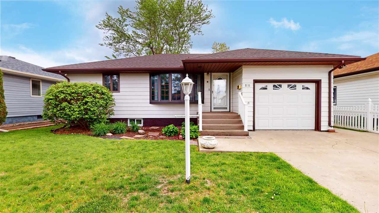 811 Becton Street , Columbus, NE 68601 (MLS210428) Nebraska Realty