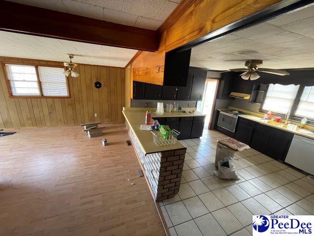 3240 Sam Jones Rd