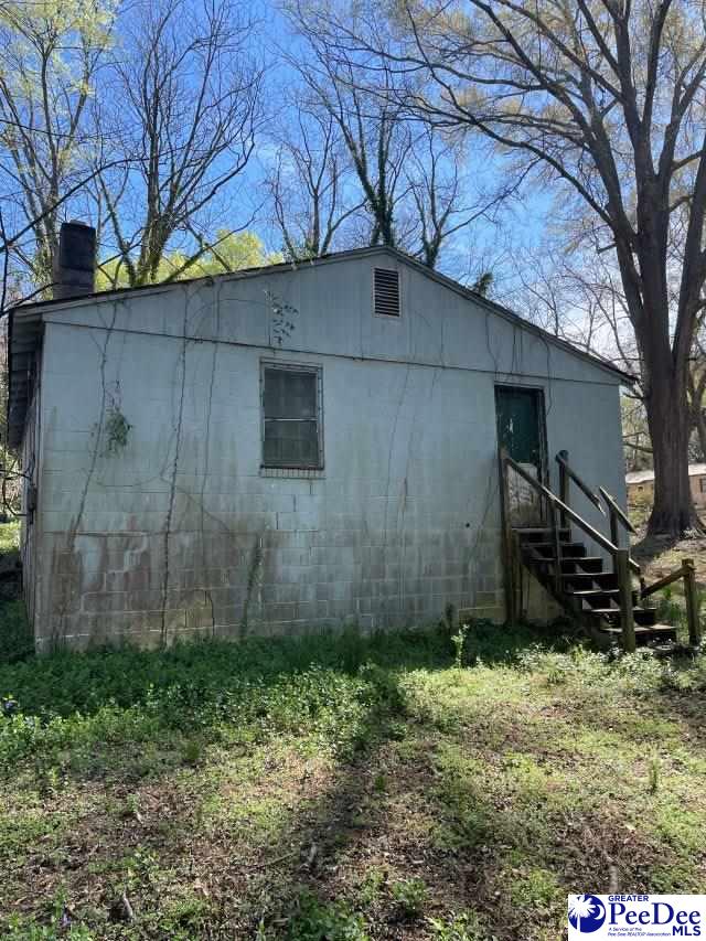 115 Red Oak St