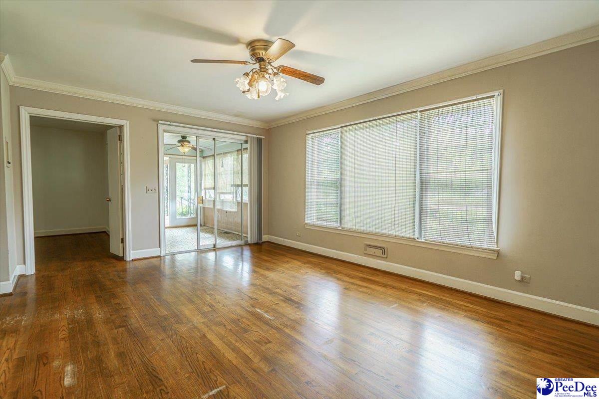 124 Lakeway Dr.