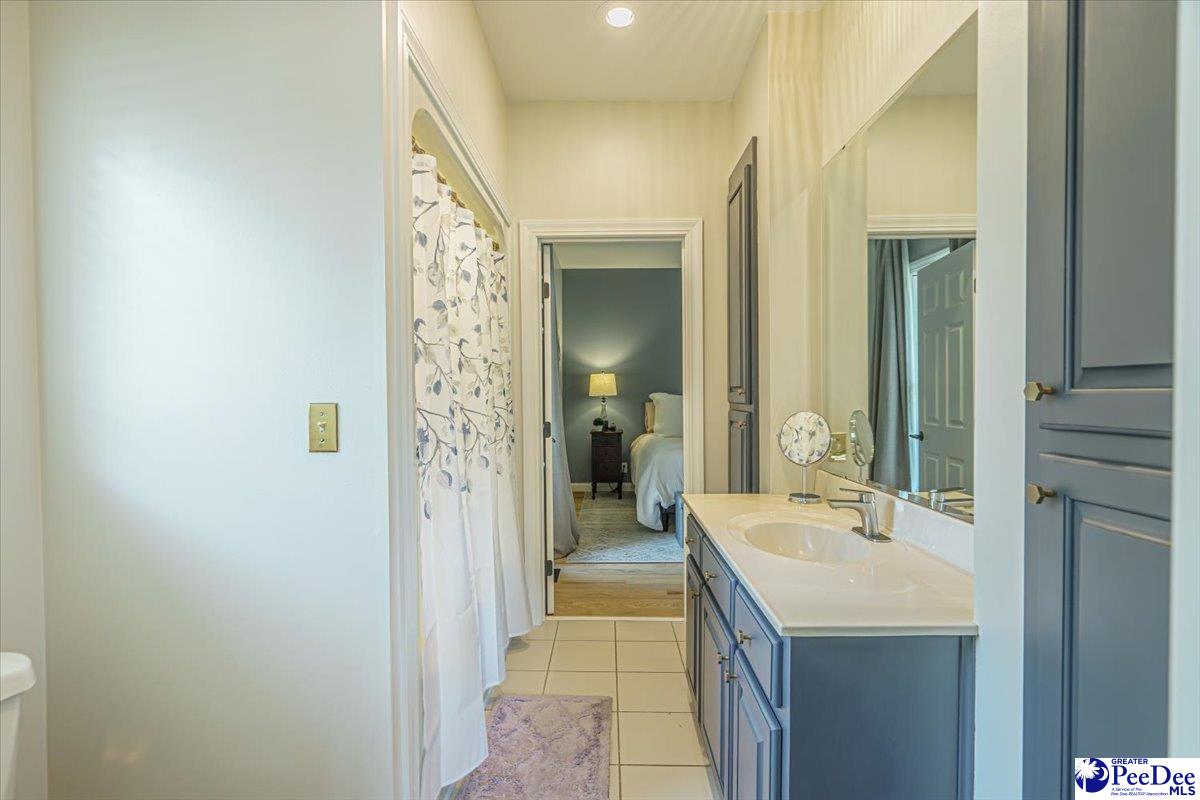 203 Fairway Rd