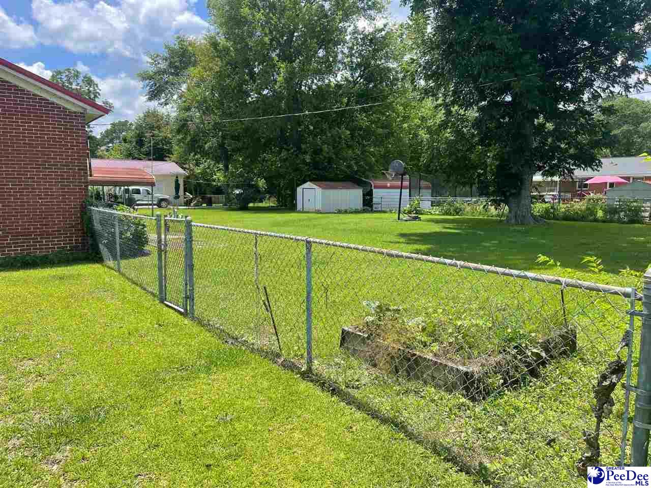 209 Willow Rd