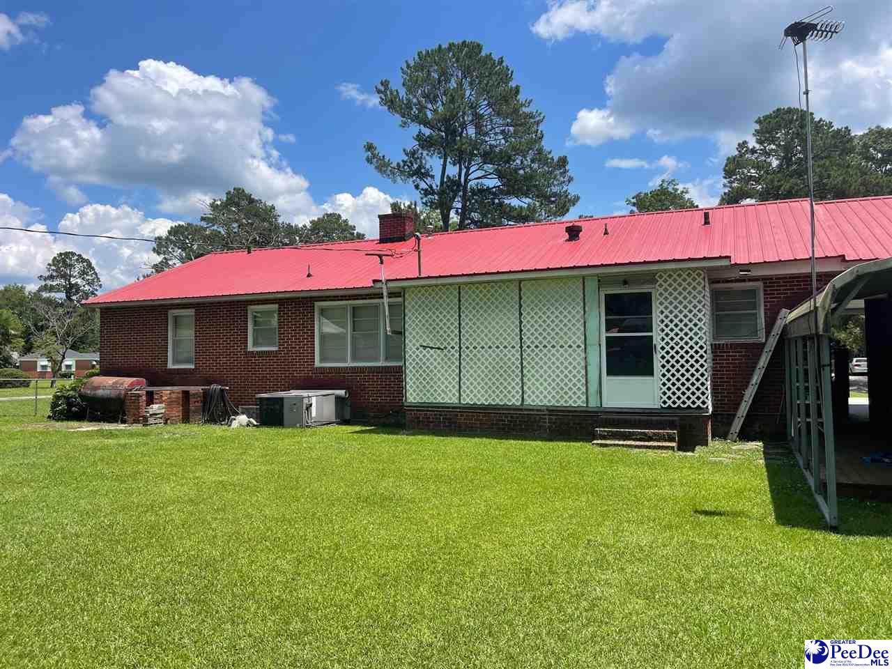 209 Willow Rd