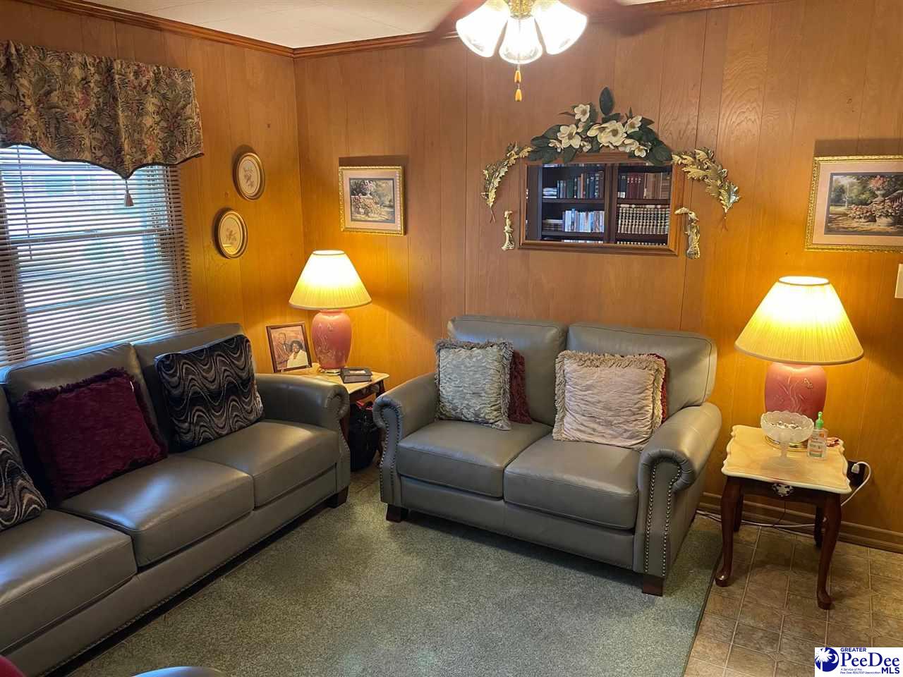 209 Willow Rd