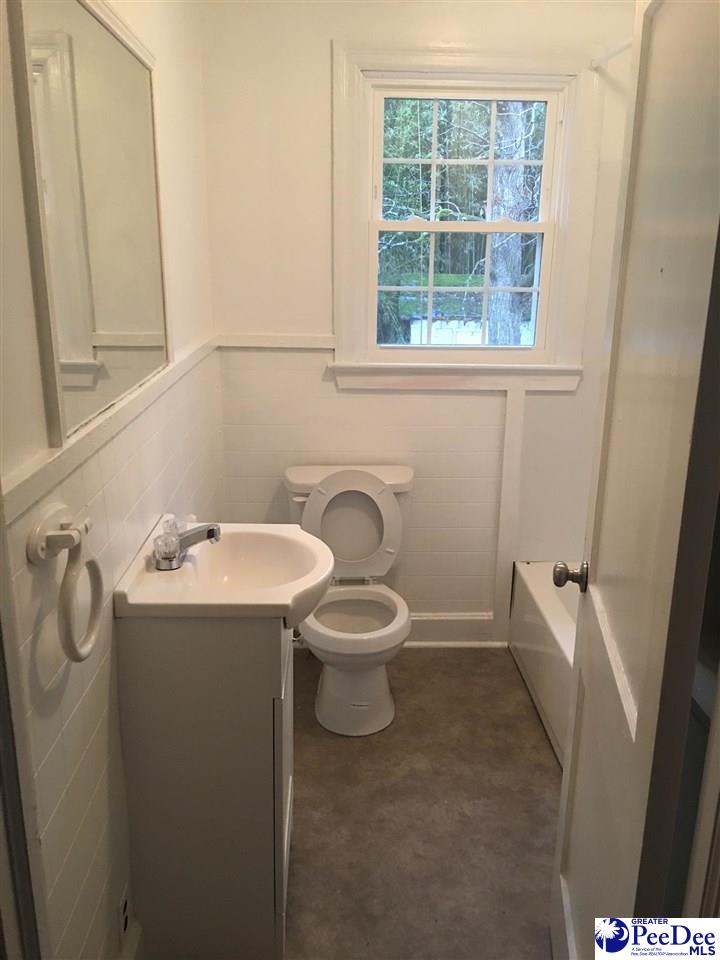 2516 Hickory Grove Rd.
