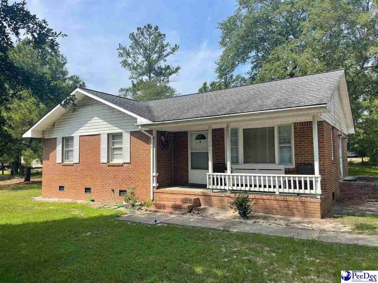 104 Red Oak Ln