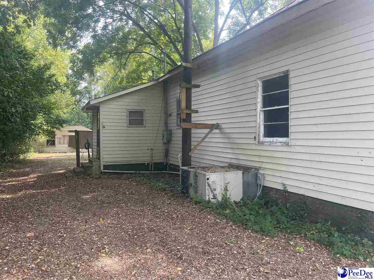 7 Malloy St