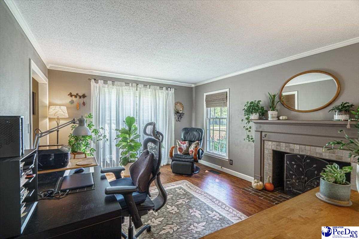 44 Coach Rd
