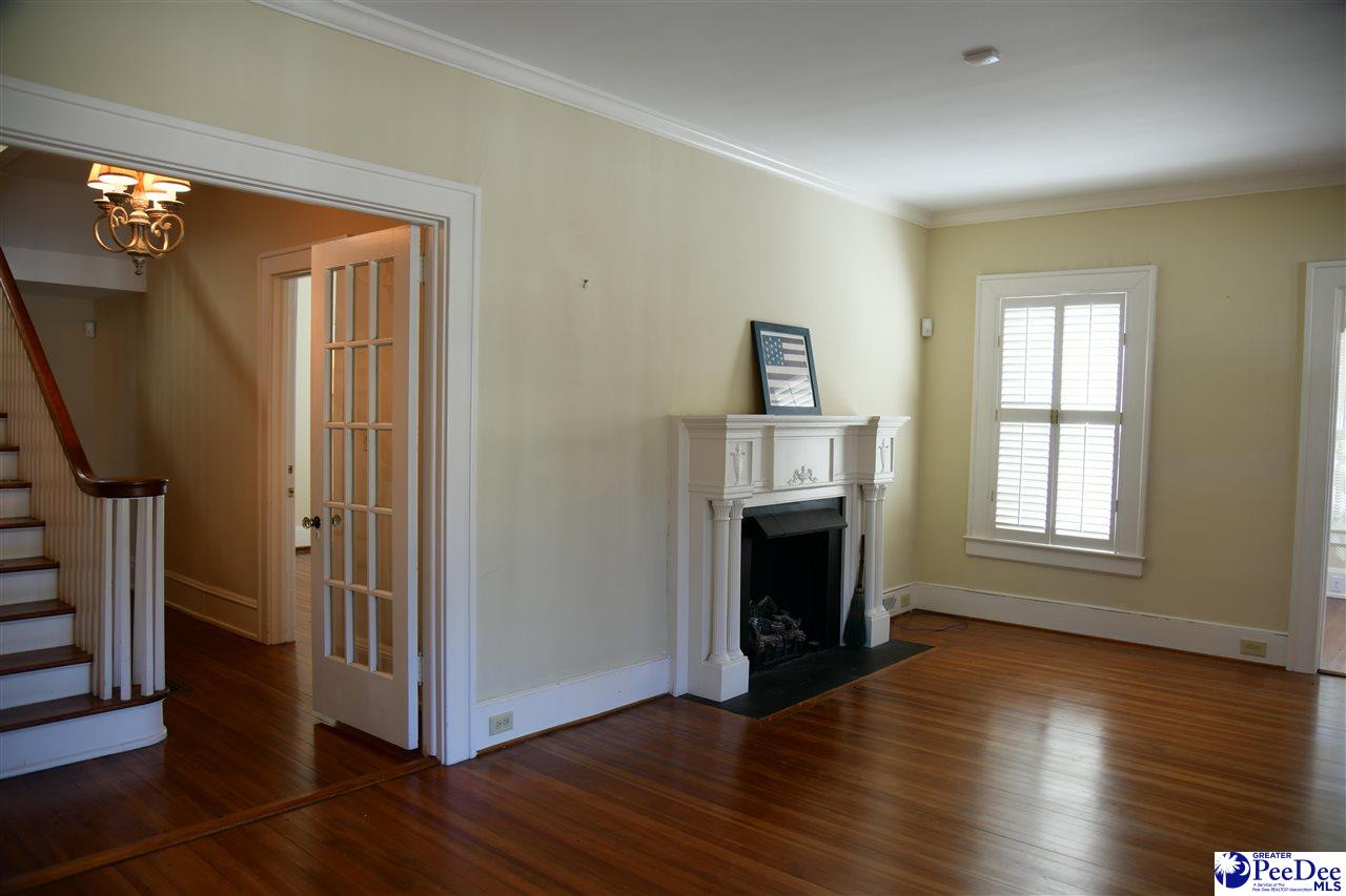 505 W Main St