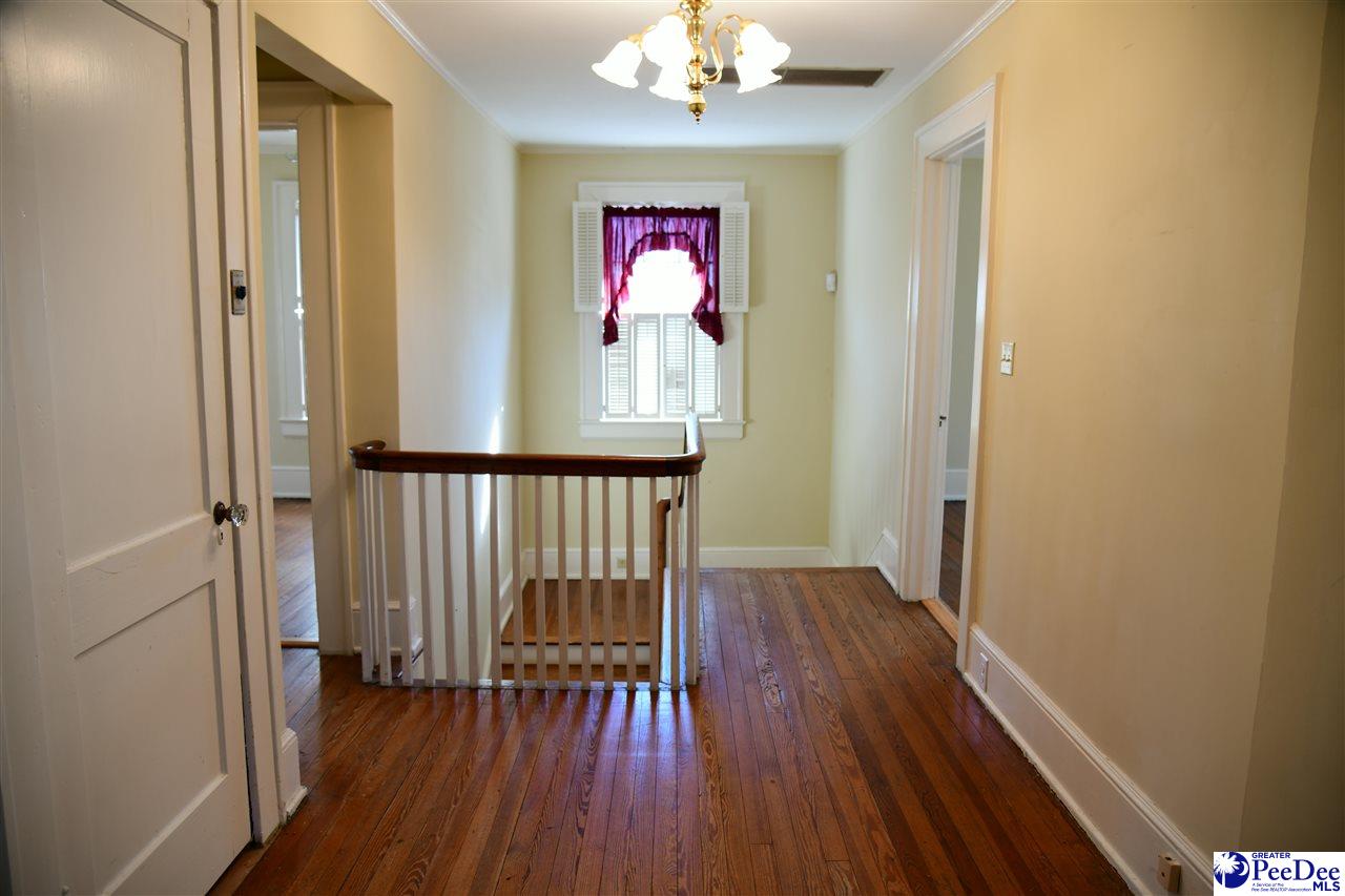 505 W Main St