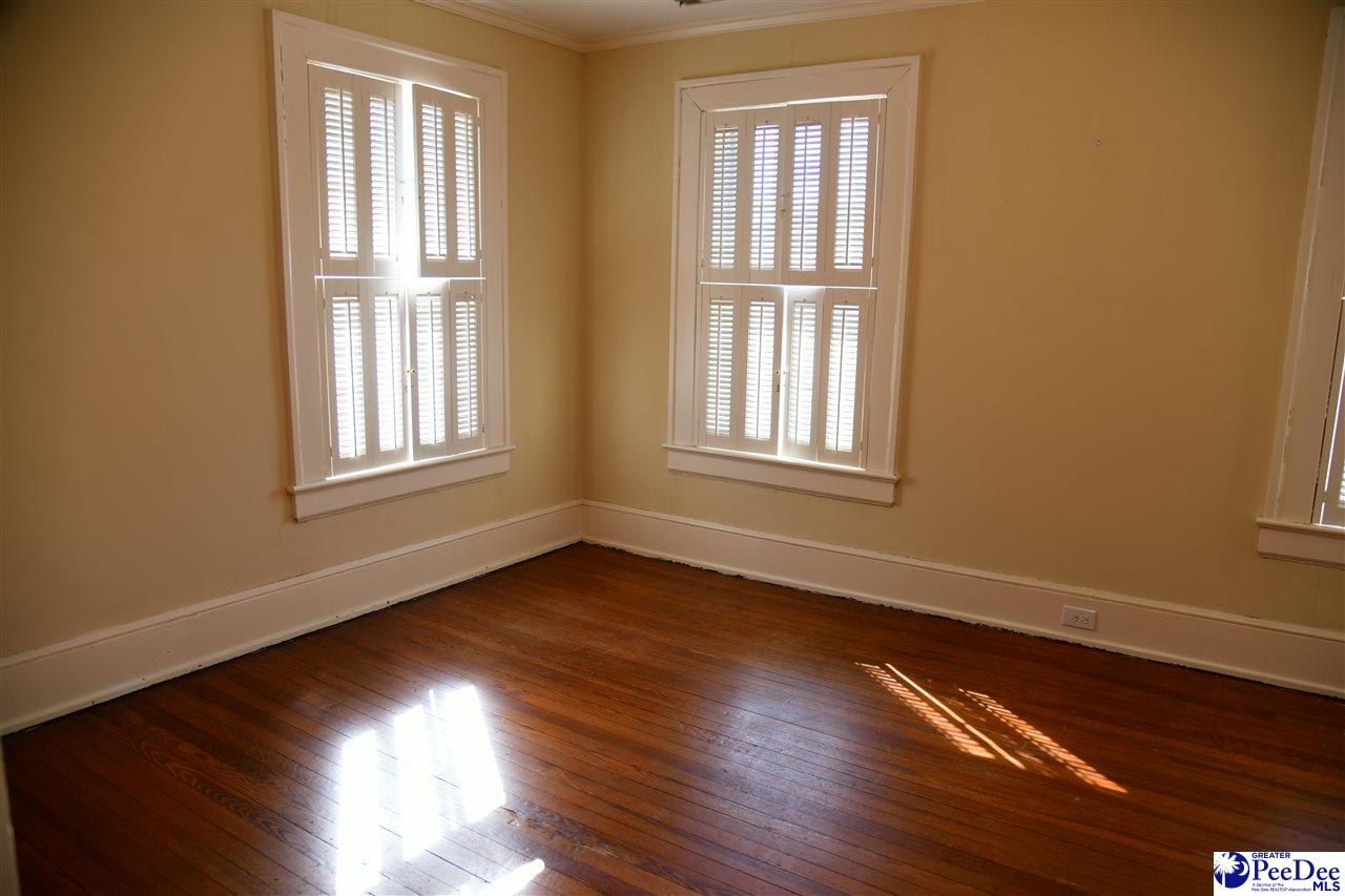 505 W Main St