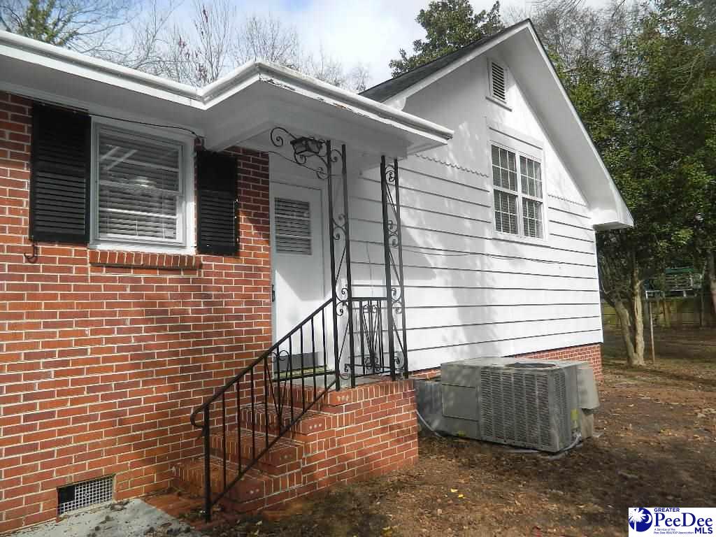 Photo of 1519 Woods Rd, Apartment B, Florence, SC 29501