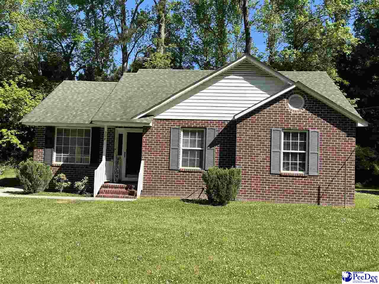 Photo of 304 Lincoln Place, Mullins, SC 29574