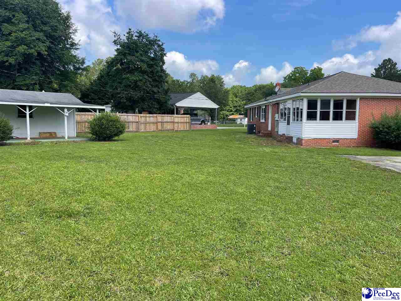 213 Willow Road