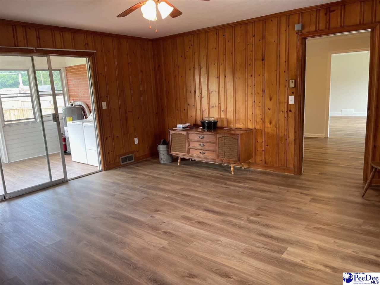 213 Willow Road