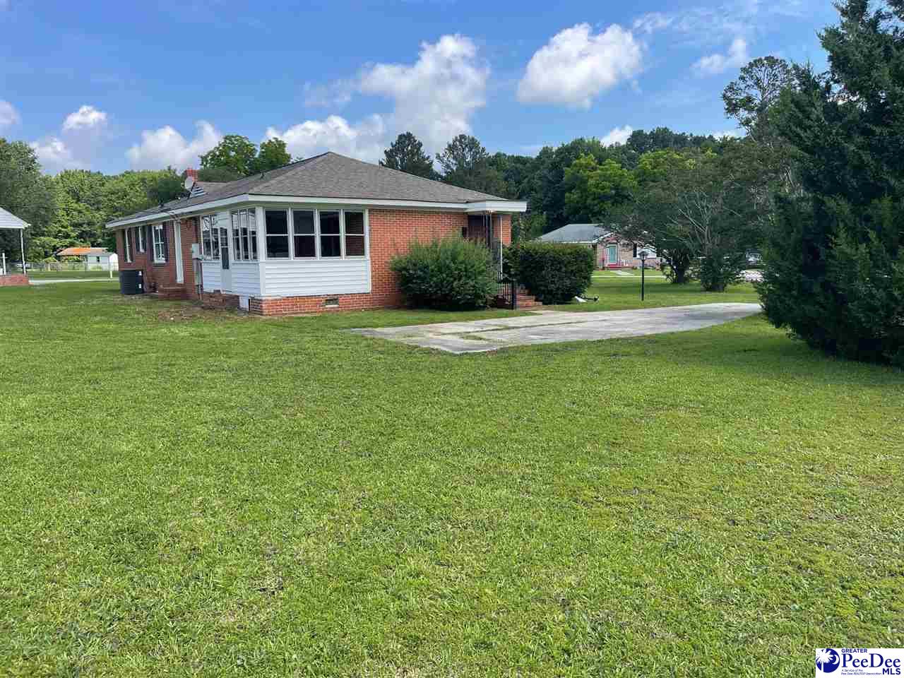 213 Willow Road