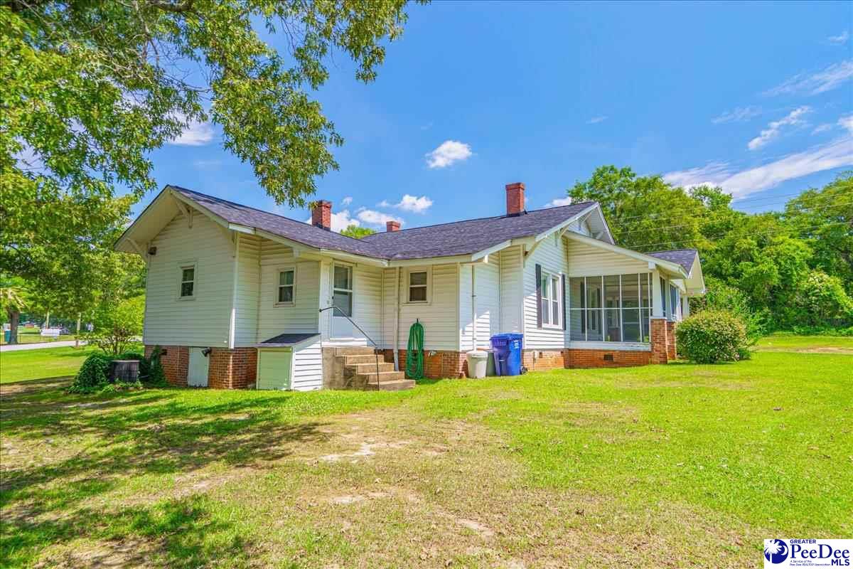 346 E Blvd.
