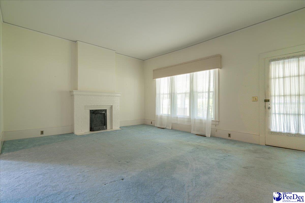 346 E Blvd.