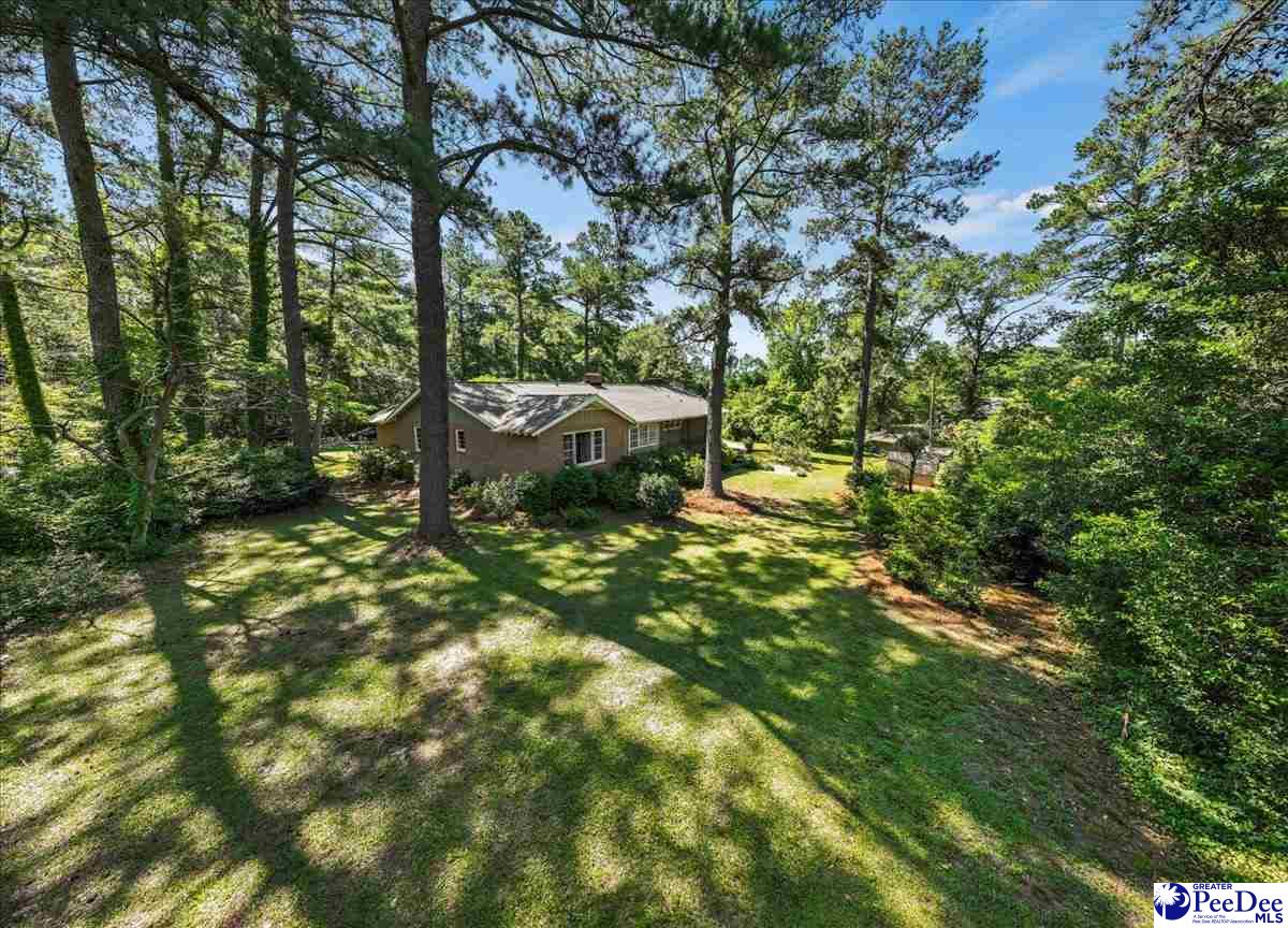 124 Lakeway Drive