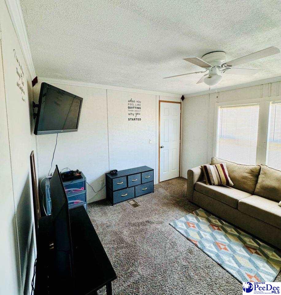 65 PE Lee Lane