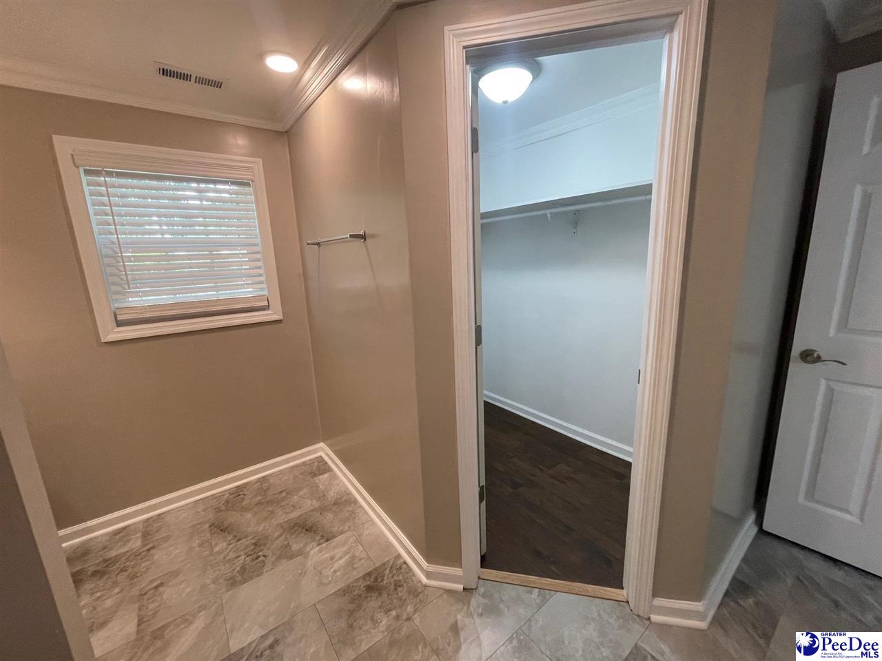 80 Pecan Ave