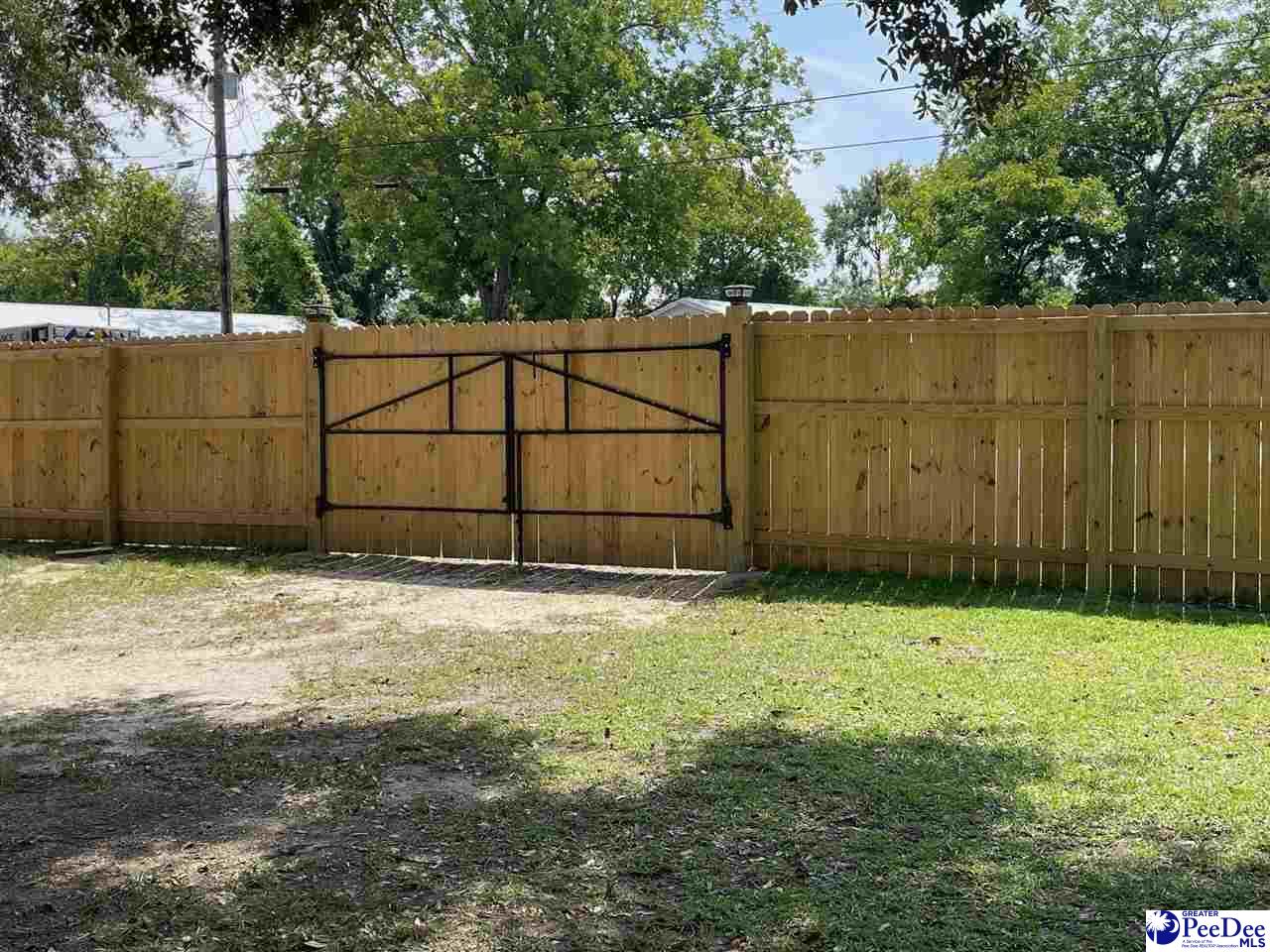 80 Pecan Ave