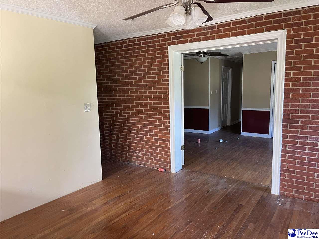 302 Dogwood Circle