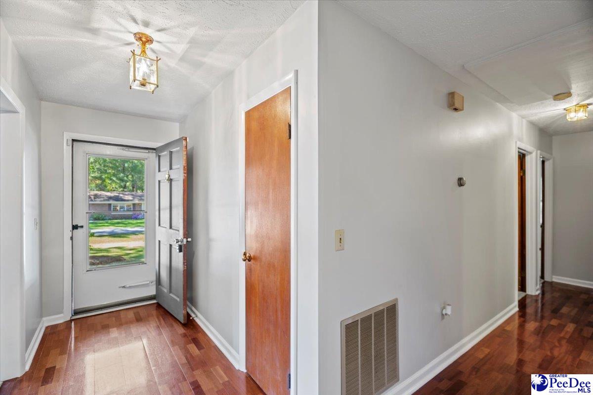 108 Virginia Ave
