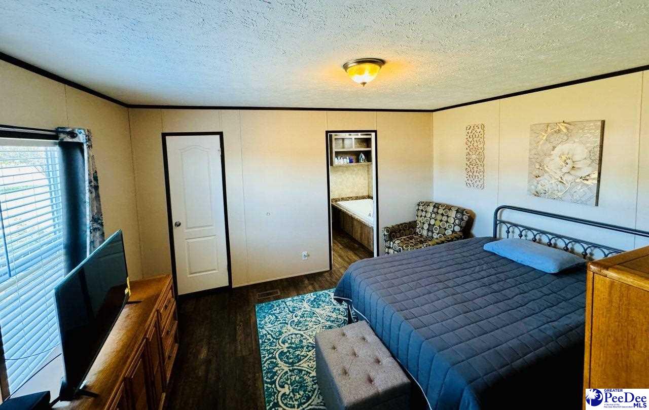 4137 Albert Lane