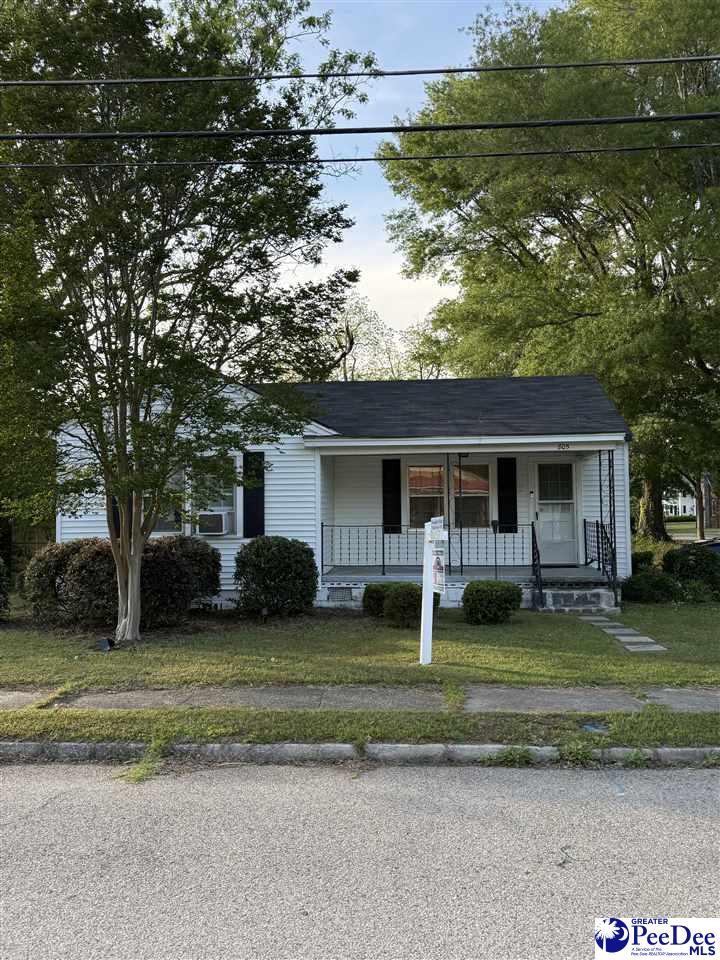 805 Breeden Heights